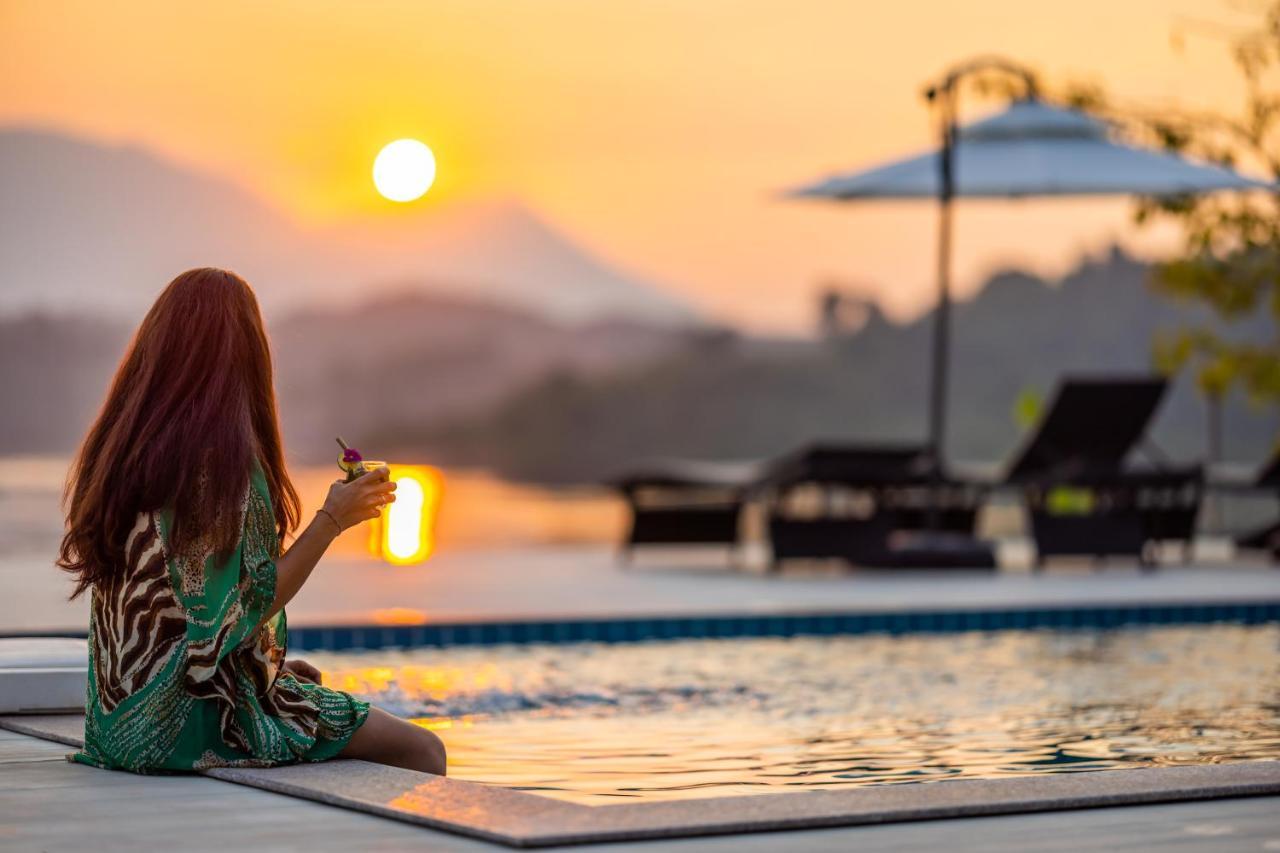 The Sanctuary Nam Ngum Beach Resort Vang Vieng Luaran gambar