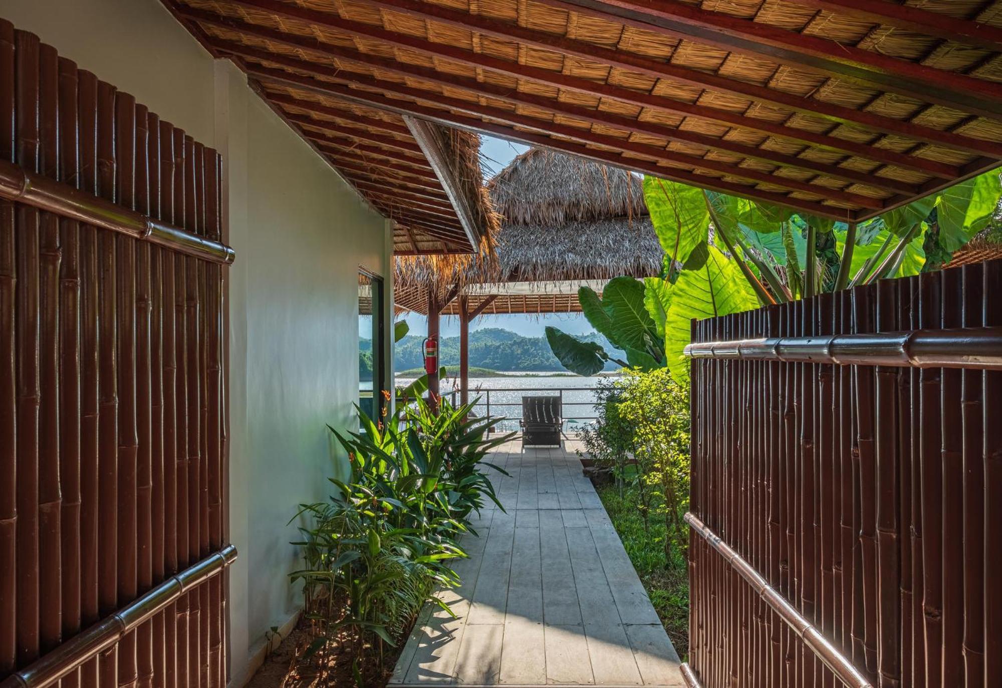 The Sanctuary Nam Ngum Beach Resort Vang Vieng Luaran gambar