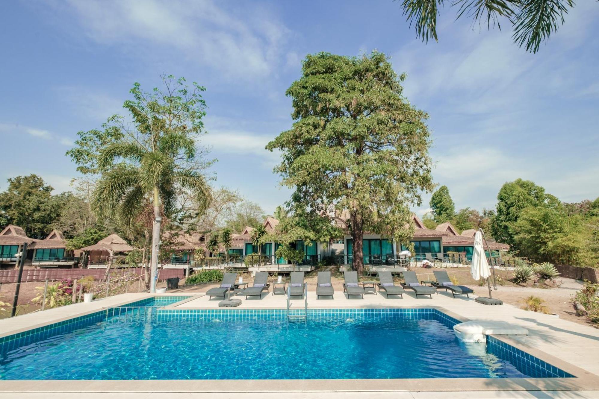 The Sanctuary Nam Ngum Beach Resort Vang Vieng Luaran gambar