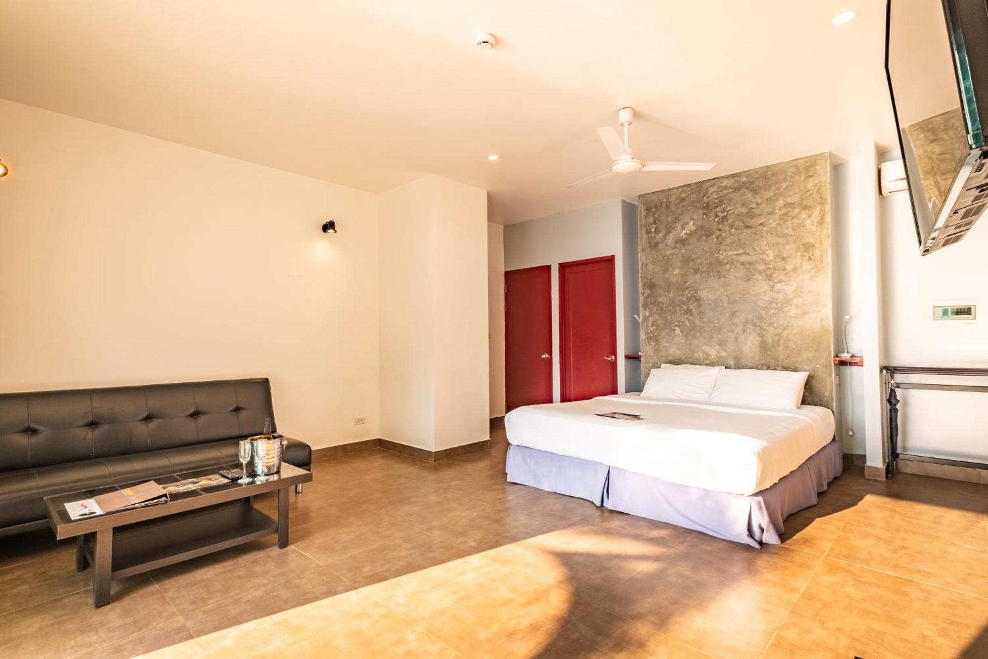 The Sanctuary Nam Ngum Beach Resort Vang Vieng Luaran gambar