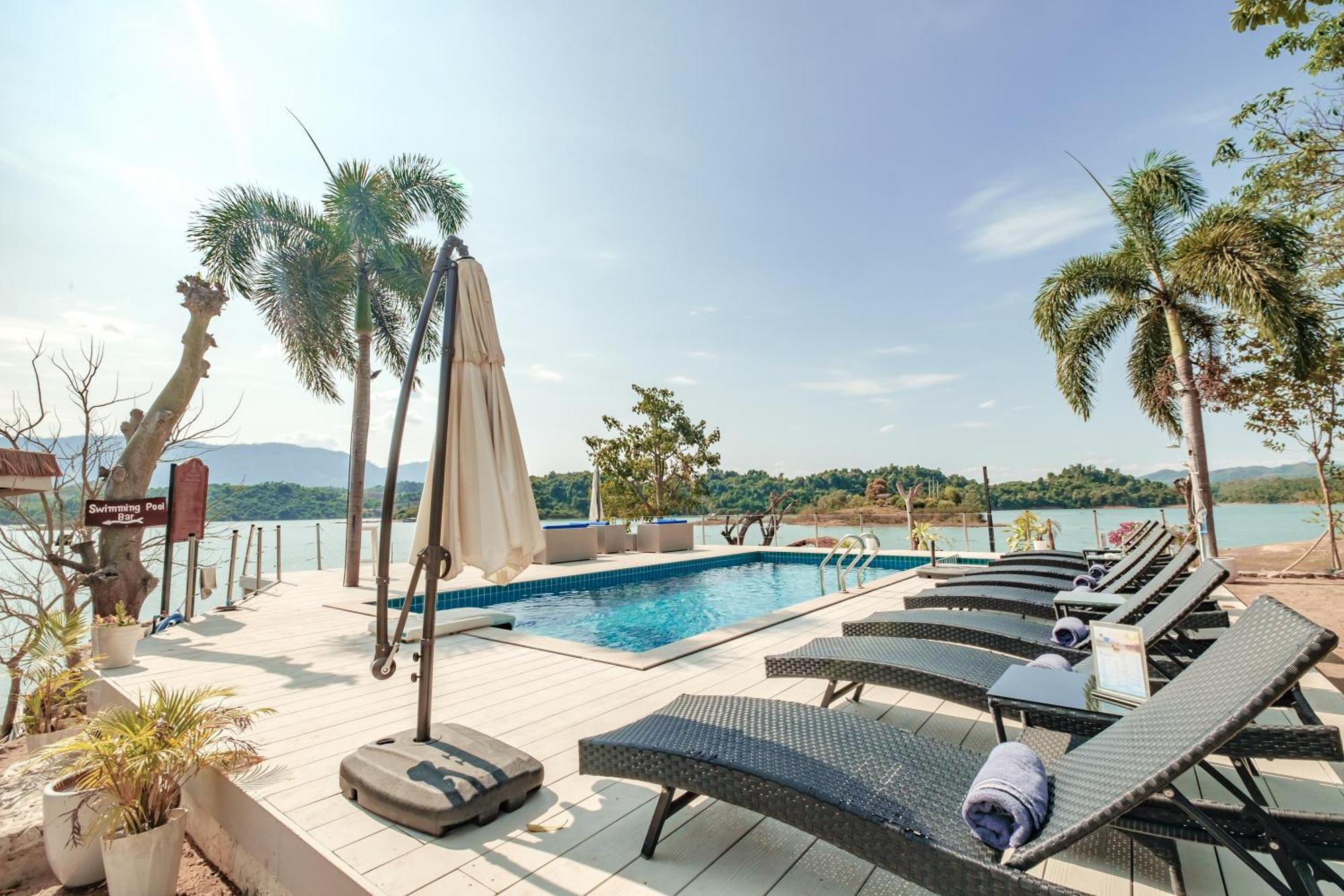 The Sanctuary Nam Ngum Beach Resort Vang Vieng Luaran gambar