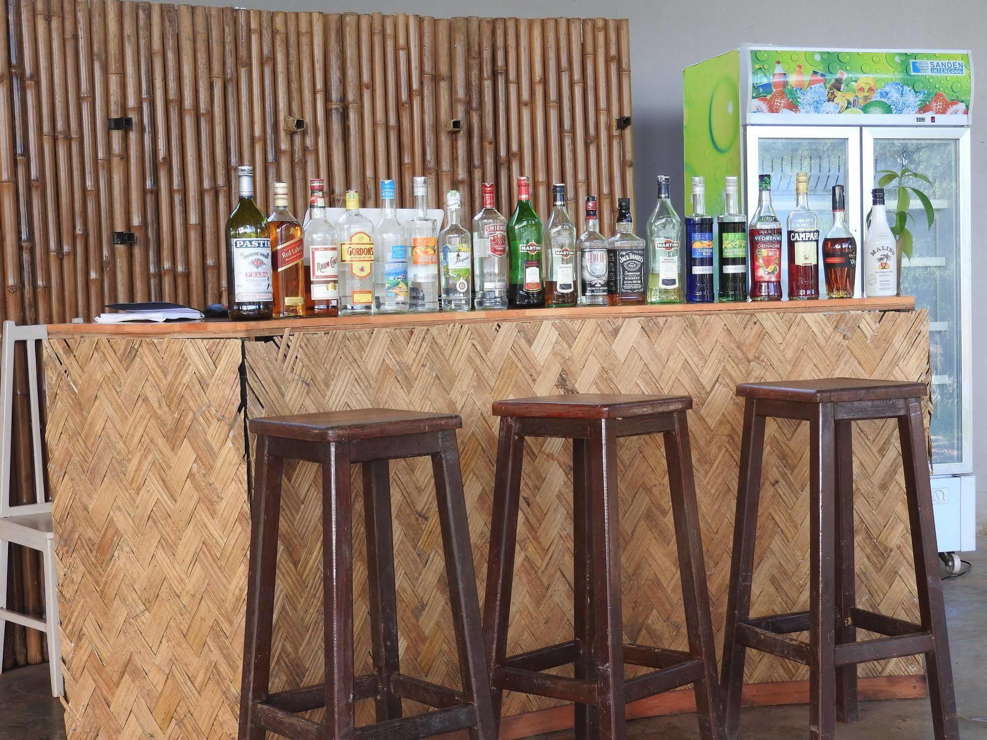 The Sanctuary Nam Ngum Beach Resort Vang Vieng Luaran gambar