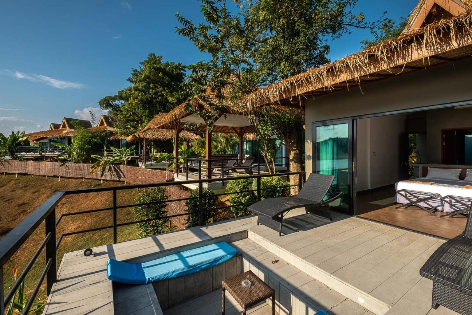 The Sanctuary Nam Ngum Beach Resort Vang Vieng Luaran gambar