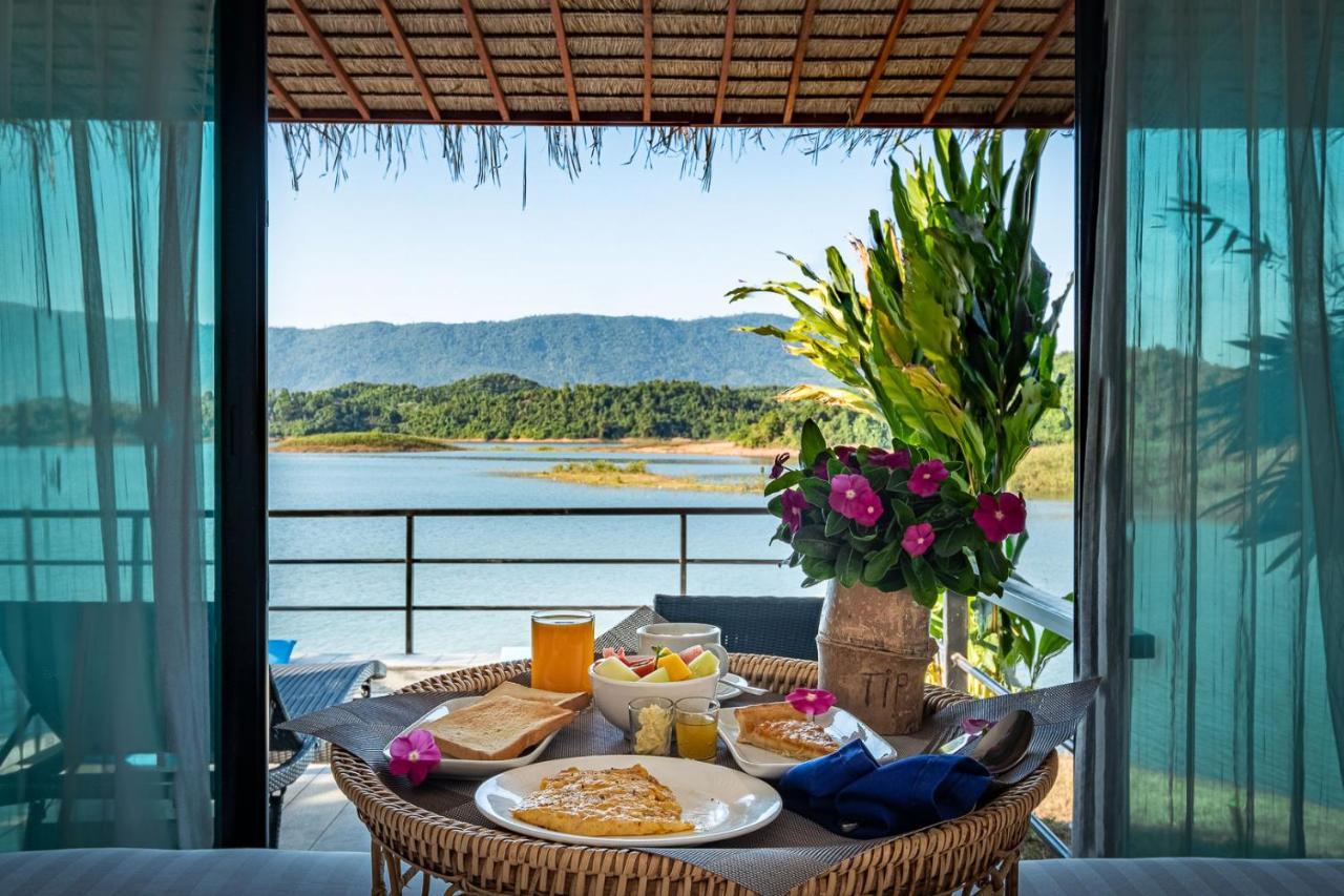 The Sanctuary Nam Ngum Beach Resort Vang Vieng Luaran gambar
